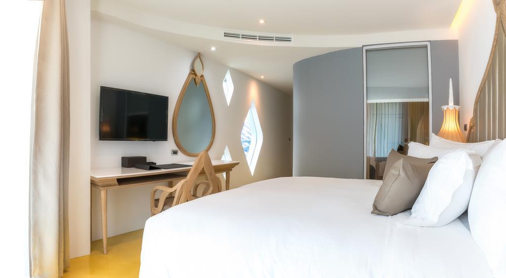 Deluxe Room Balcony
